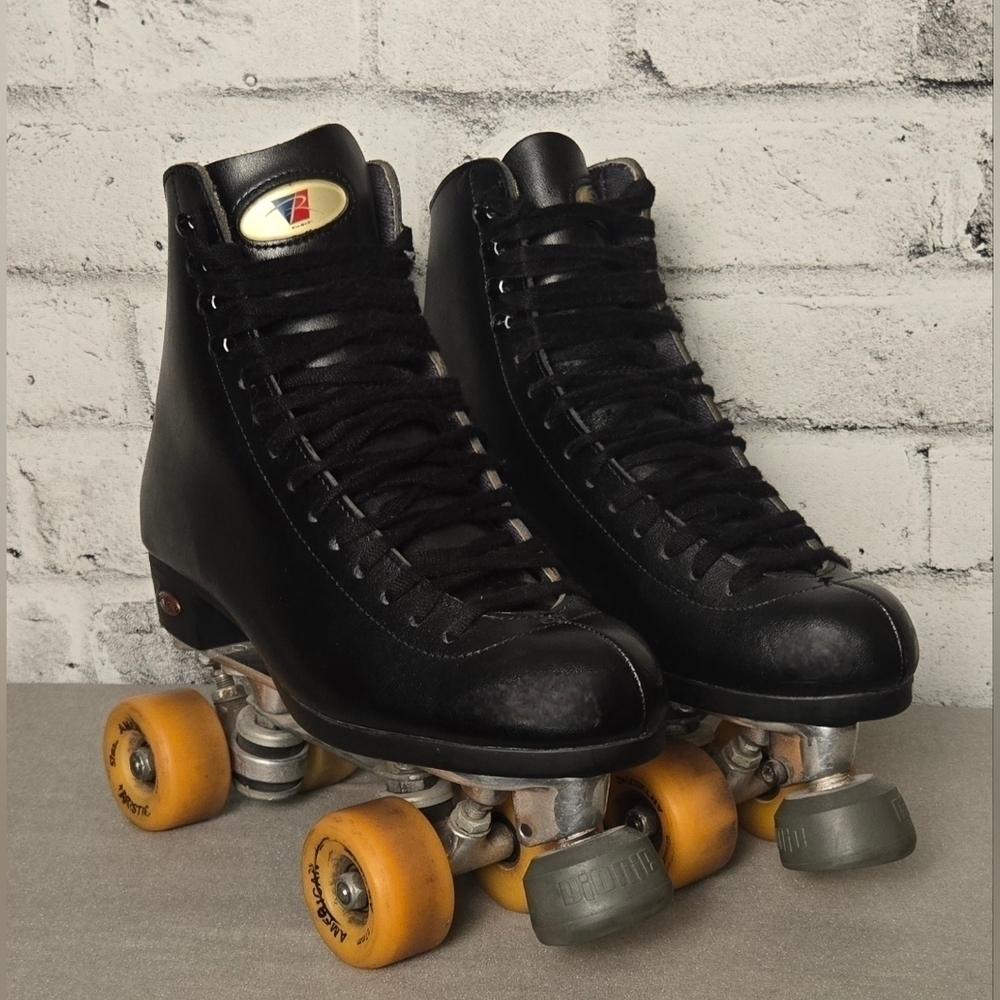 Riedell 120 Black Leather Roller Skates Size 7.5 Sure Grip Century 57mm